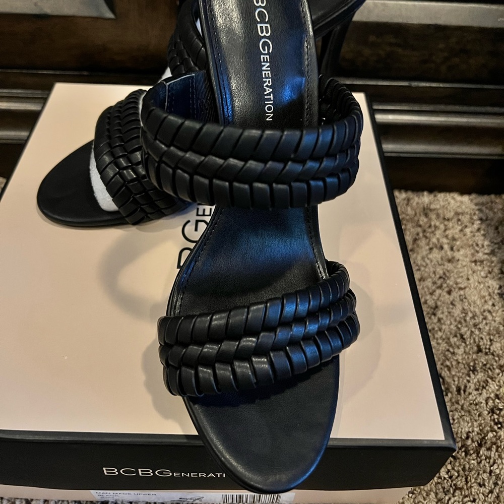 BCBG JENDI